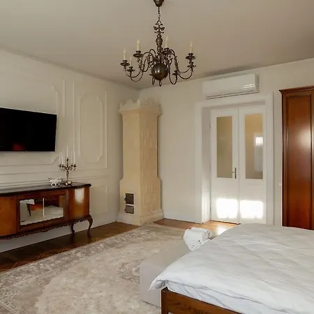 Old Galicia, Kopernika Lviv